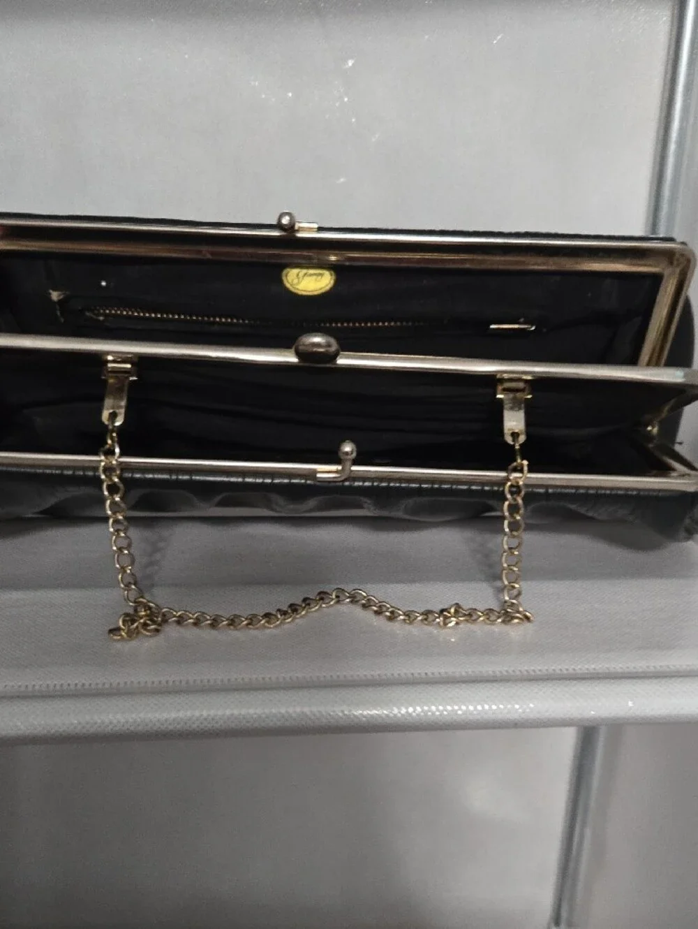 Garey Vintage Soft Gathered Frame Clutch in Black H6xW13x1
